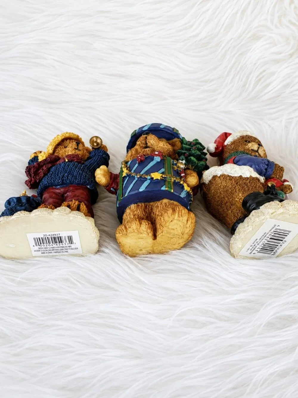 Lot of 3 Christmas Miniature Teddy Bear Textured Figurines Decor